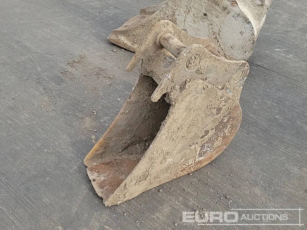 74" Ditching Bucket, 12" Digging Bucket 60mm Pin to suit 10 Ton Excavator