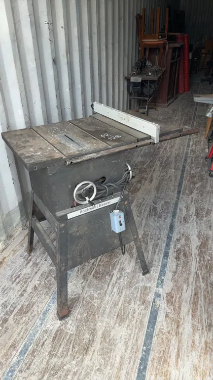 Rockwell/Beaver Table Saw with GE 1 HP AC Motor, 115/230V, 3450 RPM, and Fence