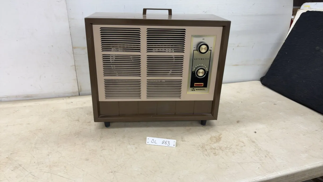 Markel Electric "Heetaire" Portable Heater, Model 4424T, 240V, 2500/4000W, Automatic Thermostat