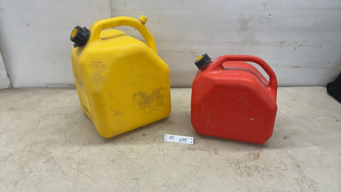 5.3 Gallon/20L Diesel Fuel Can and Red 10L Gasoline Can with Safety Spouts