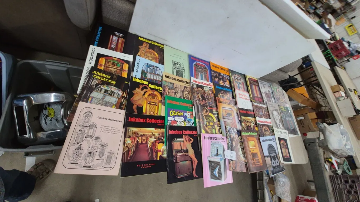Jukebox Collector Magazines, Jukebox Restoration Guide, and Camera Arts Magazine. Brochures manuals