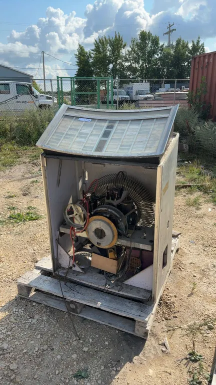 Rock-ola Jukebox, Model 408, with Internal Mechanism, For Parts Or Repair
