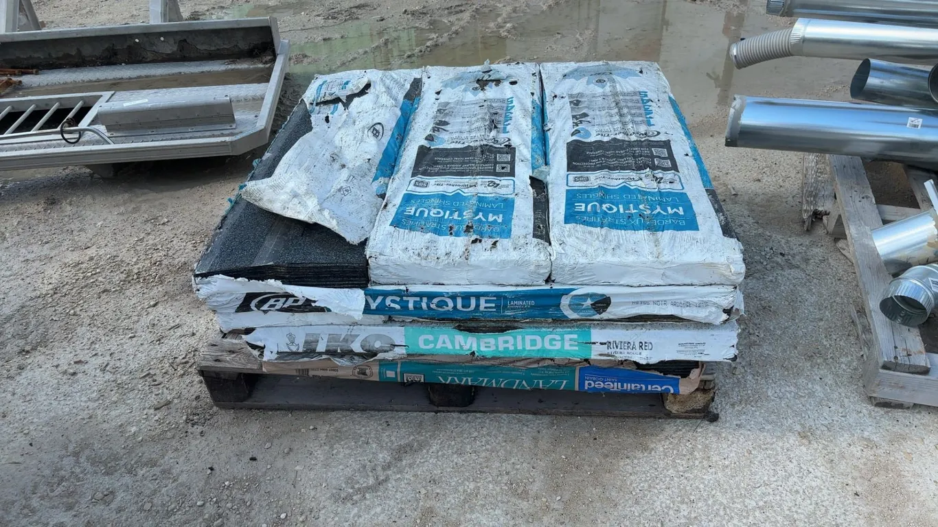 18 Bundles Of Mixed Shingles; BP Mystique Laminated Shingles, IKO Cambridge Shingles, and