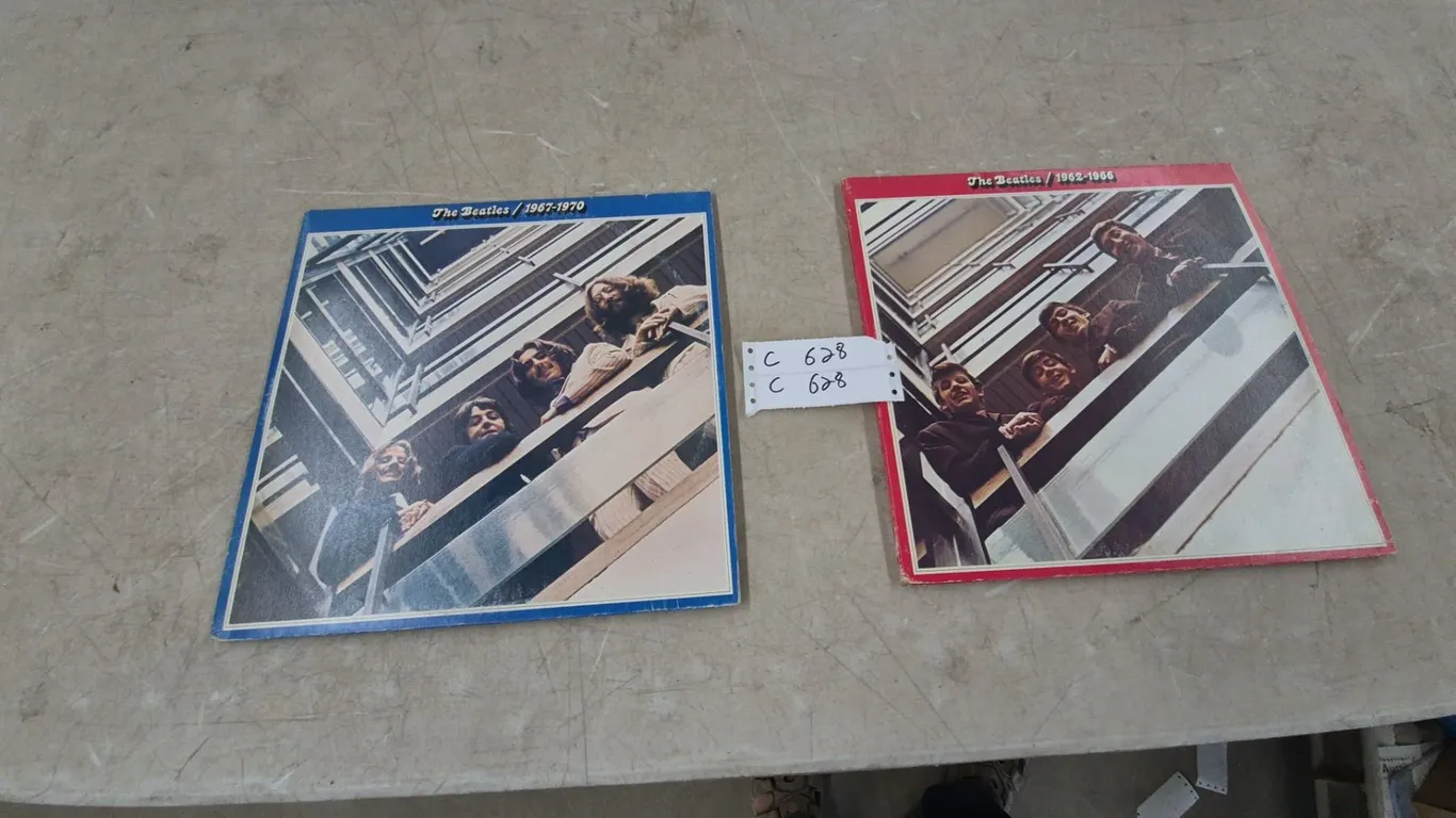 The Beatles 1962-1966 and 1967-1970 Red and Blue Album Covers