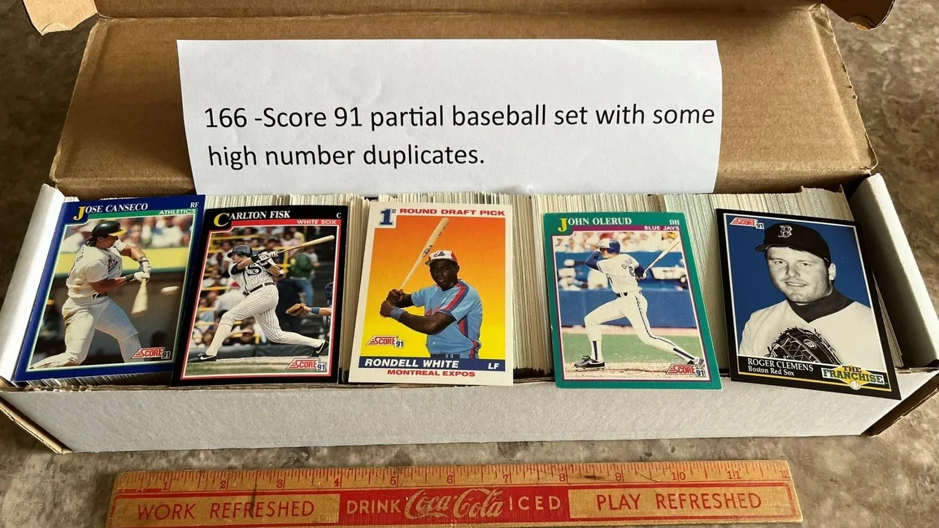 Score 91 partial baseball set with some high number duplicates.