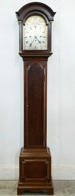 ANTIQUE GEORGE III STYLE MAHOGANY LONGCASE CLOCK