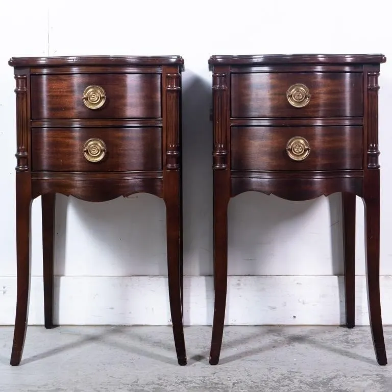 2 FEDERAL STYLE MAHOGANY 2 DRAWER NIGHTSTANDS