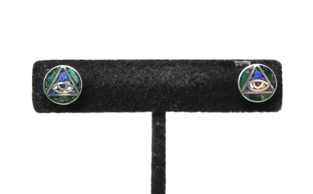 950 SILVER MYSTICAL EYE RUNE EARRINGS 2g