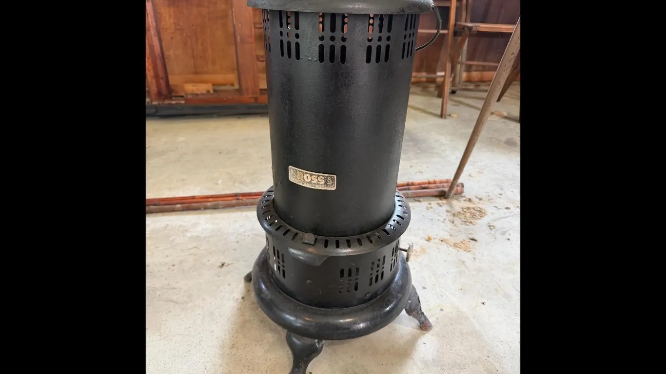 BOSS N. BOSS 8 Black Oil Heater