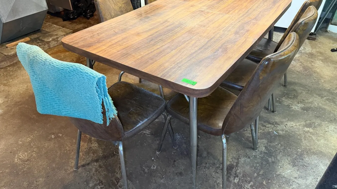 Vintage Wood-grain Dining Set Brown Vinyl Chairs