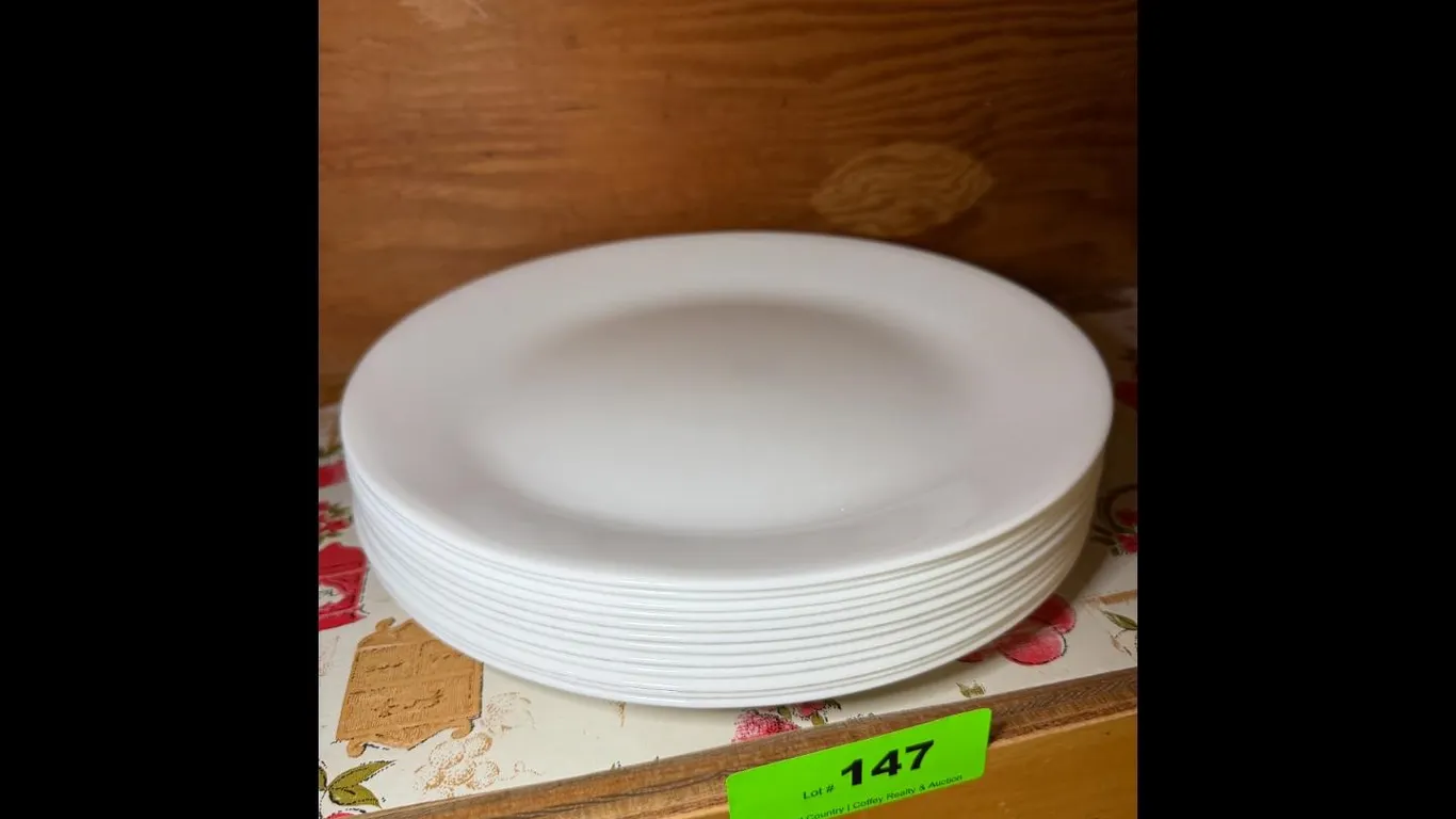 Corelle White Dinner Plates Set of 8