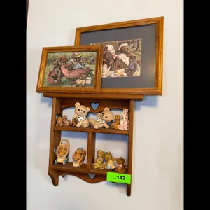 Wooden Teddy Bear Shelf with Pictures