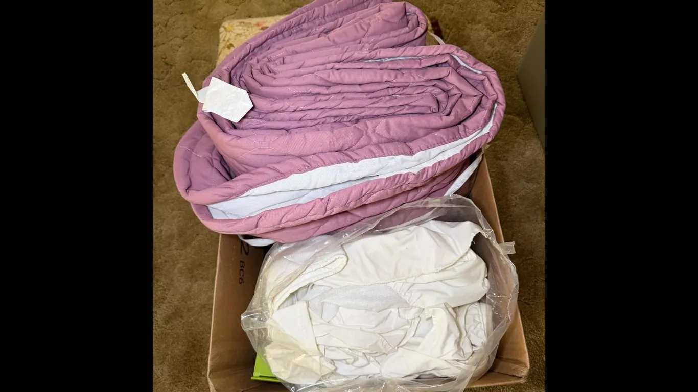 Home Goods Purple Floral Blankets Quilt Lot
