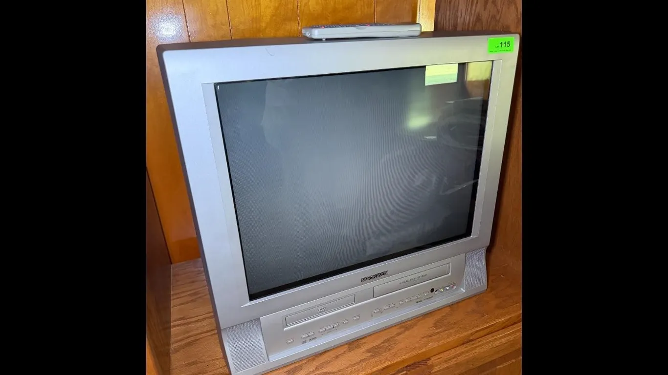 Magnavox CRT TV DVD VCR MSD724F Silver