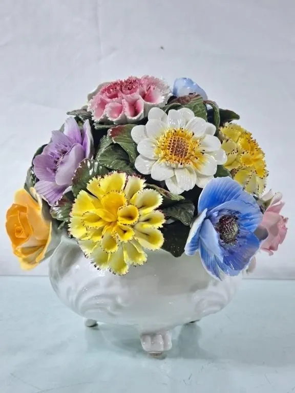 Large Royal Stratford Fine China Bouquet - 8"H
