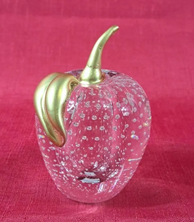 Lovely Glass Apple Paper Weight