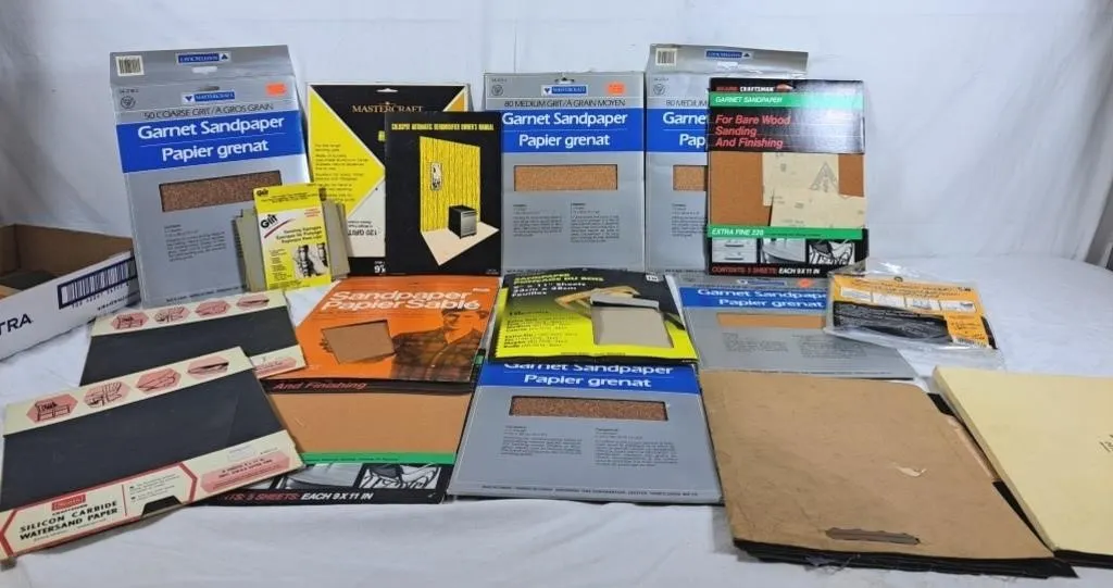 Lot of sand paper