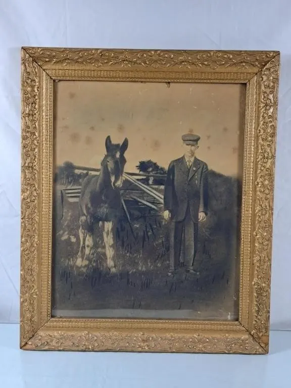 Lovely Vintage Gilt Framed Portrait of a