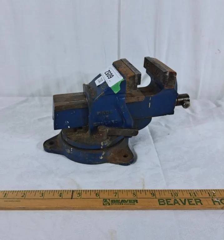 Record Bench Vise