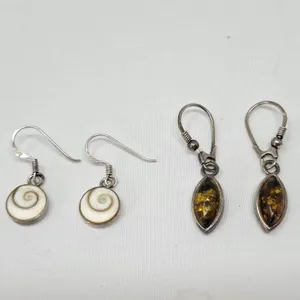 2 pairs of 925 earrings