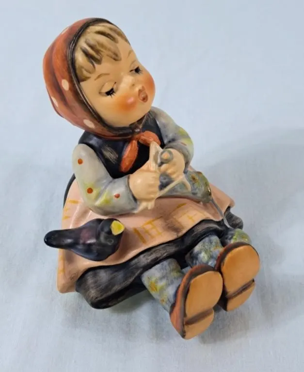 Vintage Goebel Hummel "Happy Pastime" Figurine