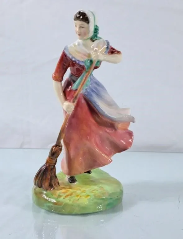 Royal Doulton "Autumn" Figurine - H.N. 2087