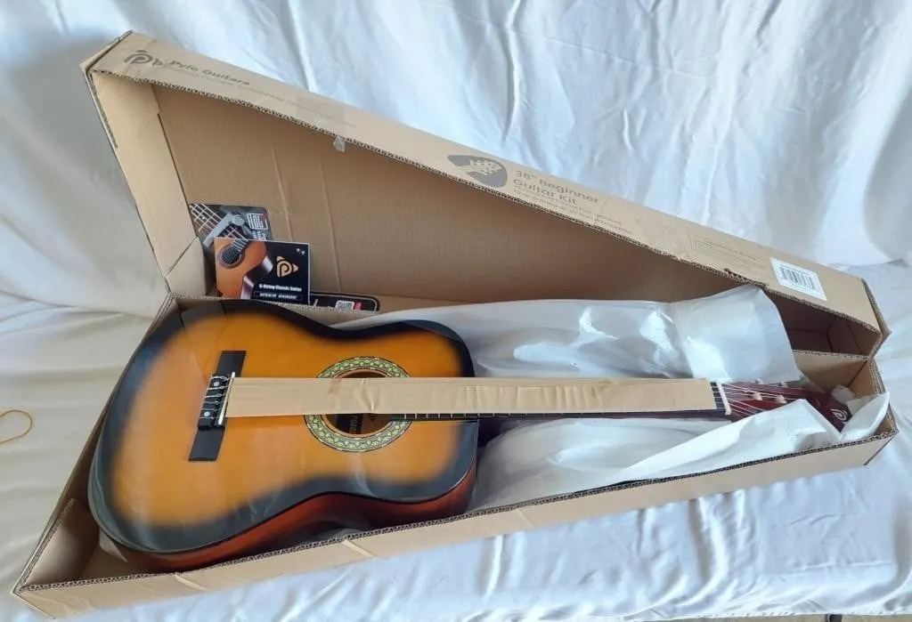 Pyle 36" Beginner Guitar Kit box, which appears