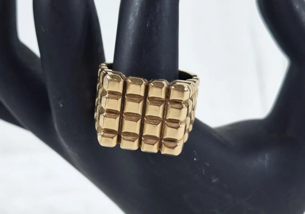 Chunky 10K Gold Ring. Size 10