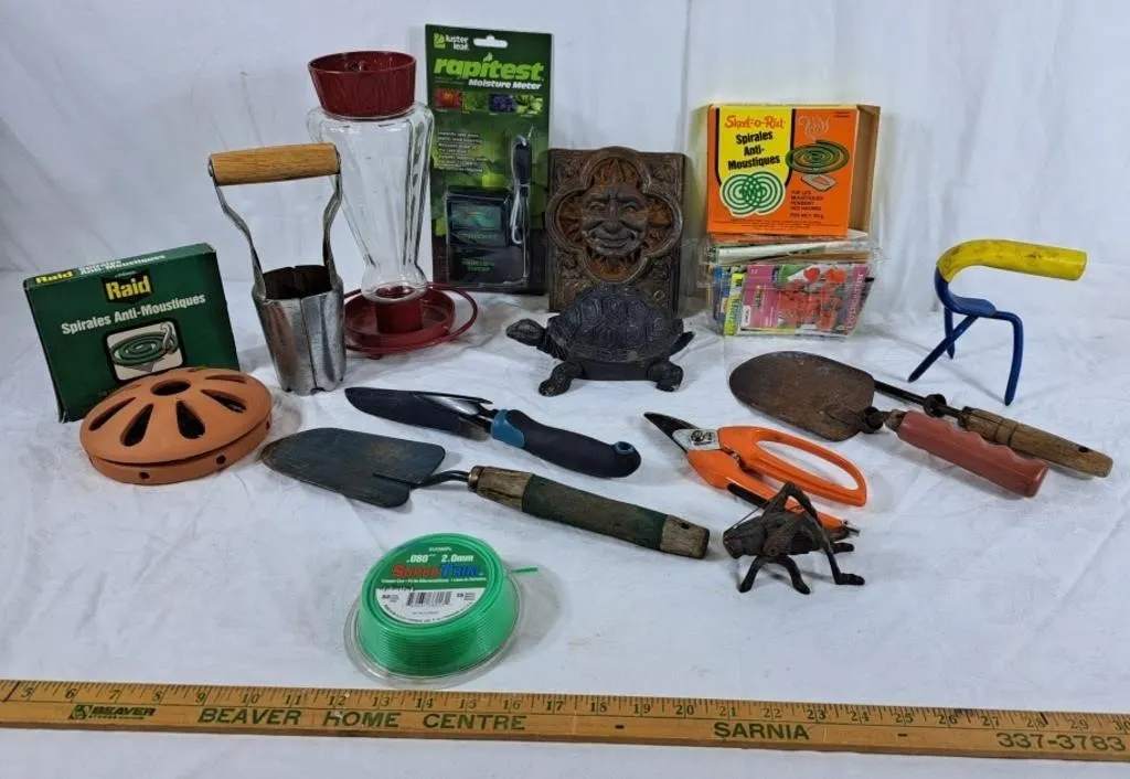 Lot of outdoor gardening items