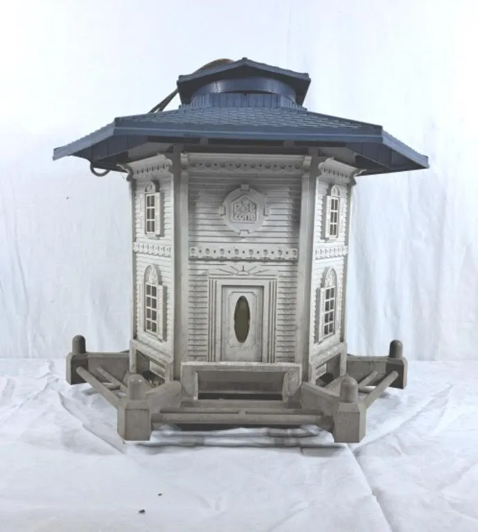 Pet zone colonial gazebo bird feeder