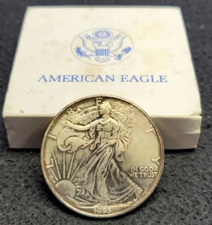 1995 Silver Eagle w/ Case