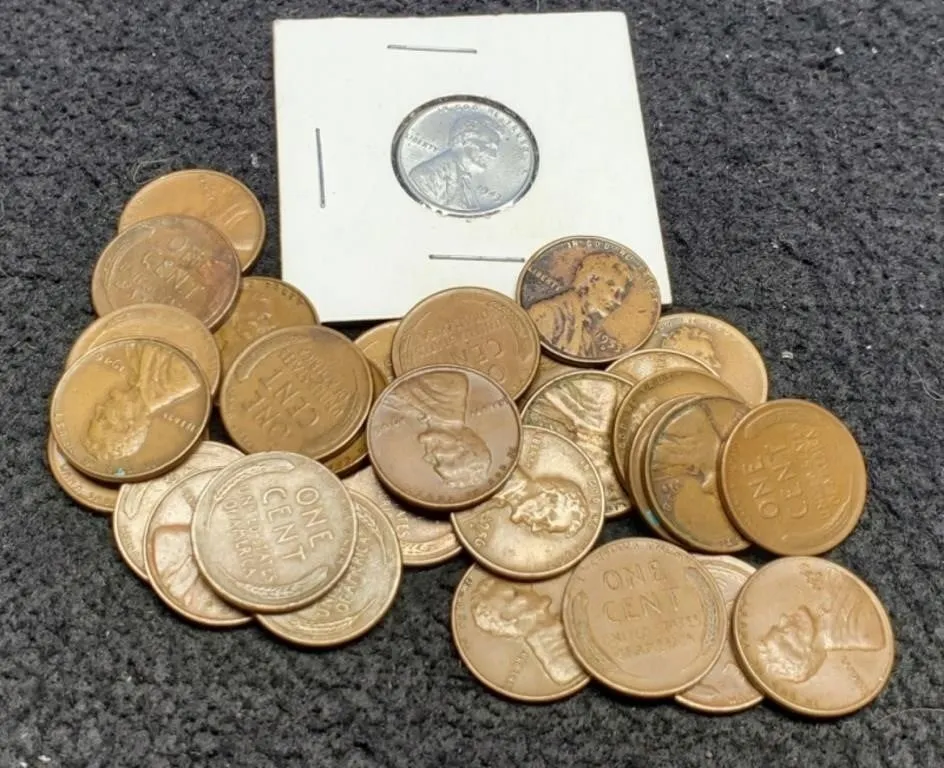 Lot w/ 31 L. Wheat Cents inc/ 1943 Unc.