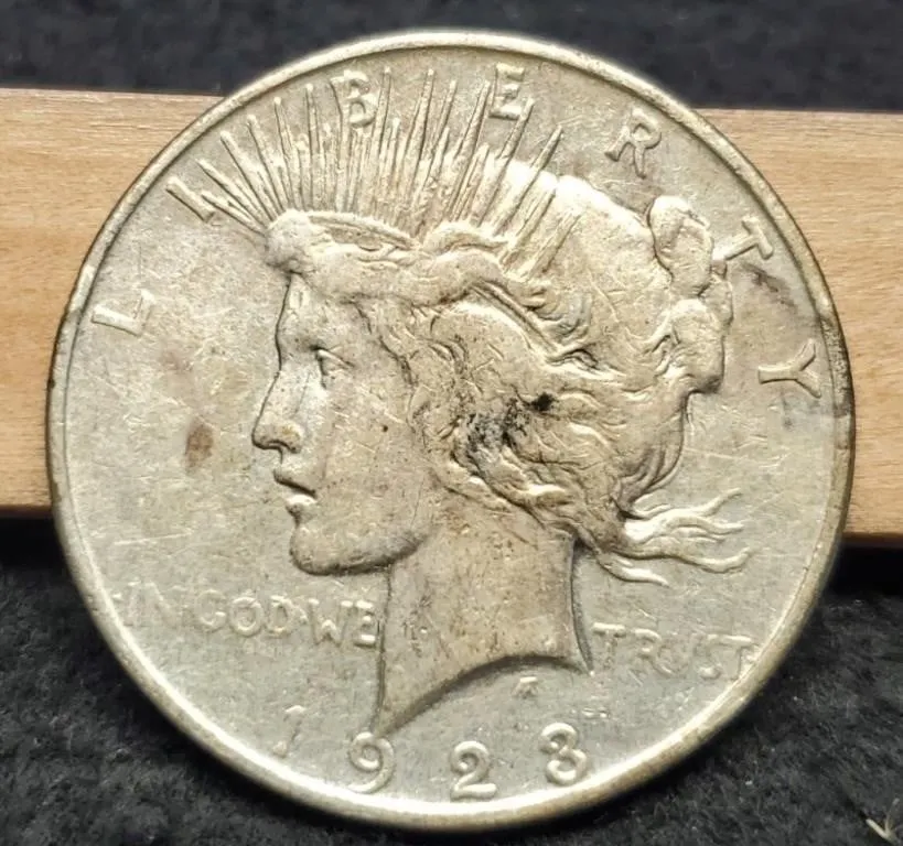 1923-D Peace Dollar VF