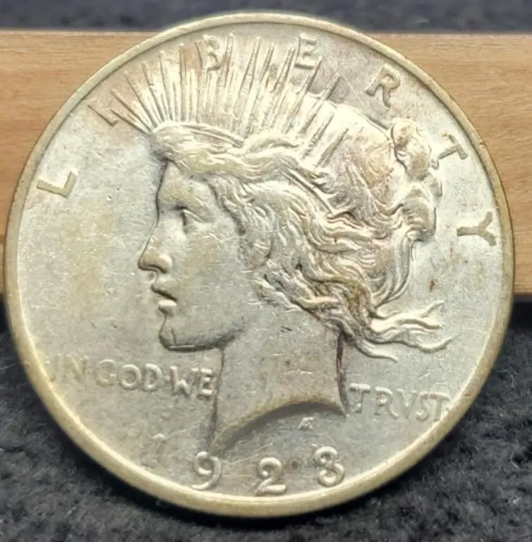 1923-D Peace Dollar XF
