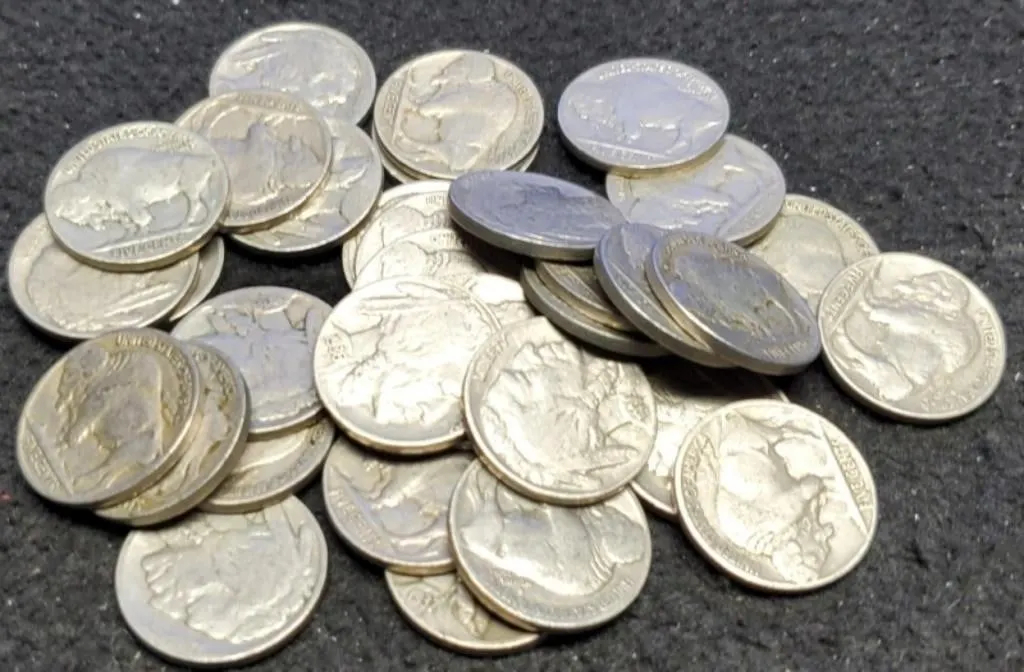 (34) Full Date Buffalo Nickels