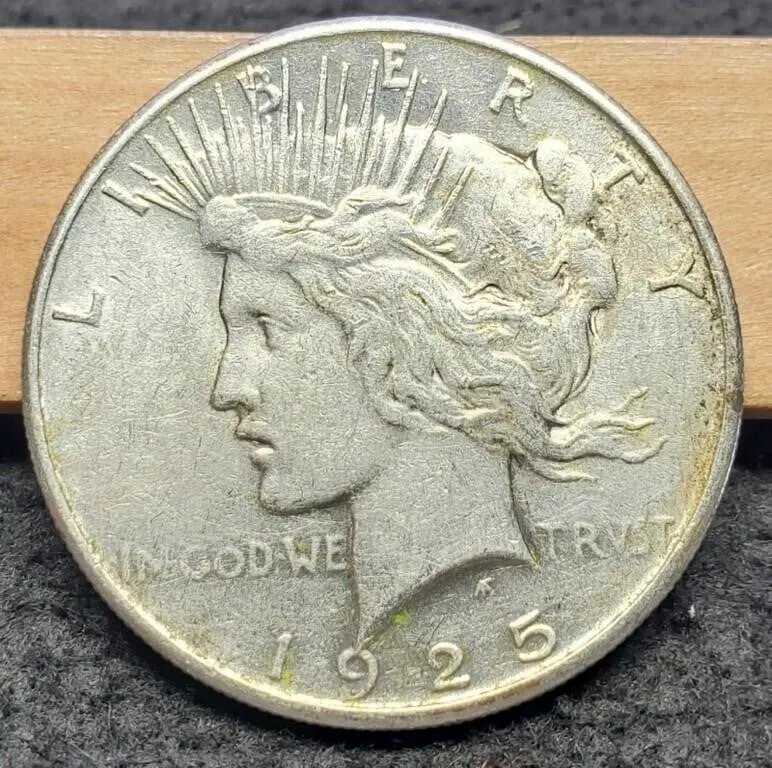 1925 Peace Dollar XF