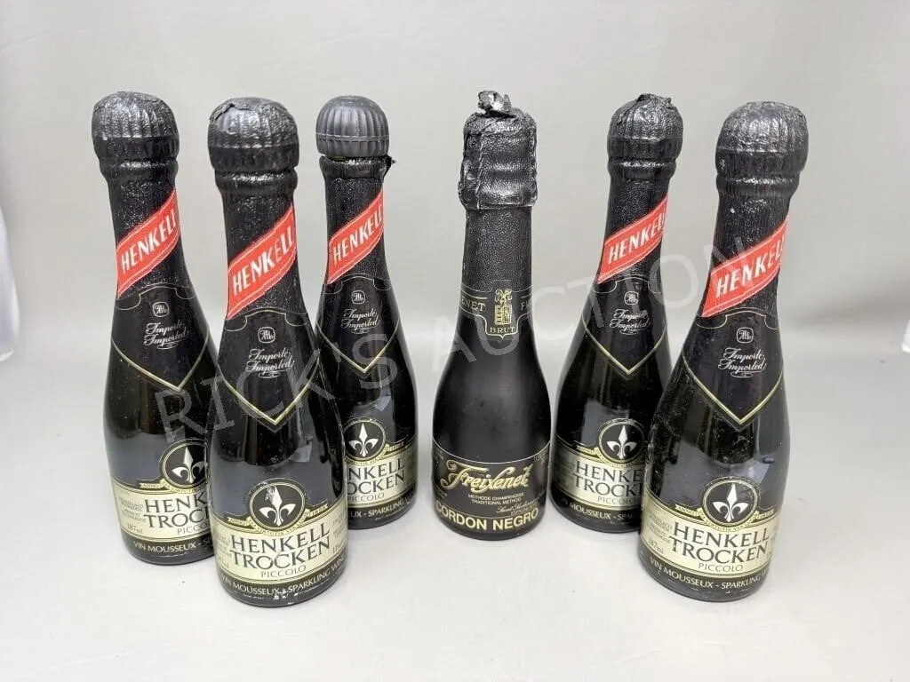 6 small bottles of wine