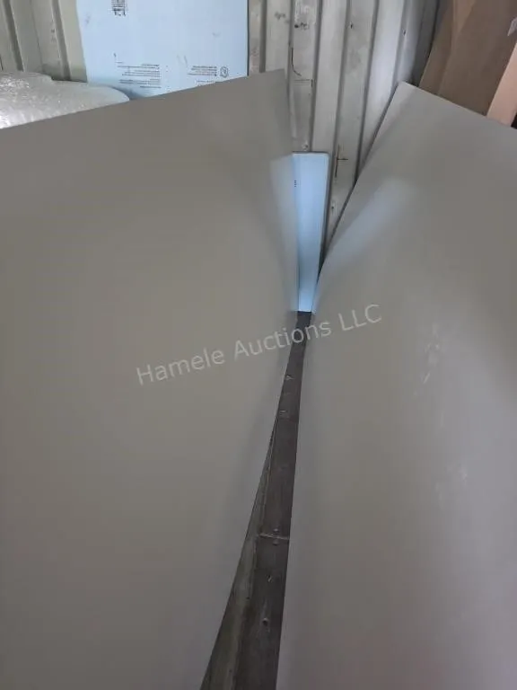 2 4x8 sheets wall board