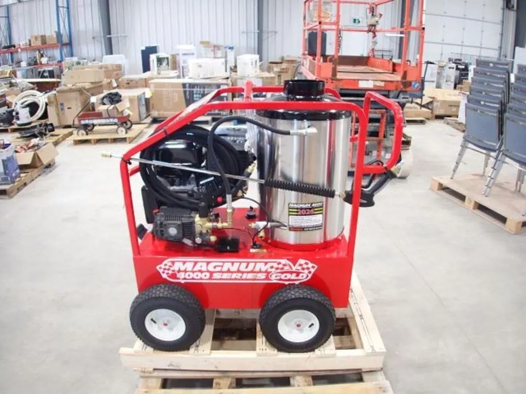 UNUSED Easy Kleen Magnum Gold 4,000 PSI Pressure