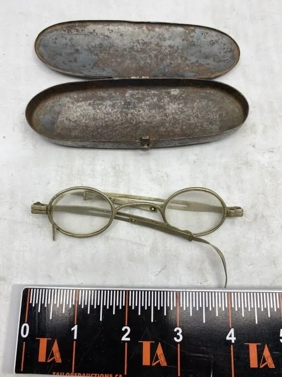 Antique wire-rim eyeglasses with metal case