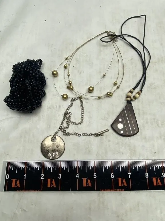 Beaded & Wire Fashion Necklaces, Pendant