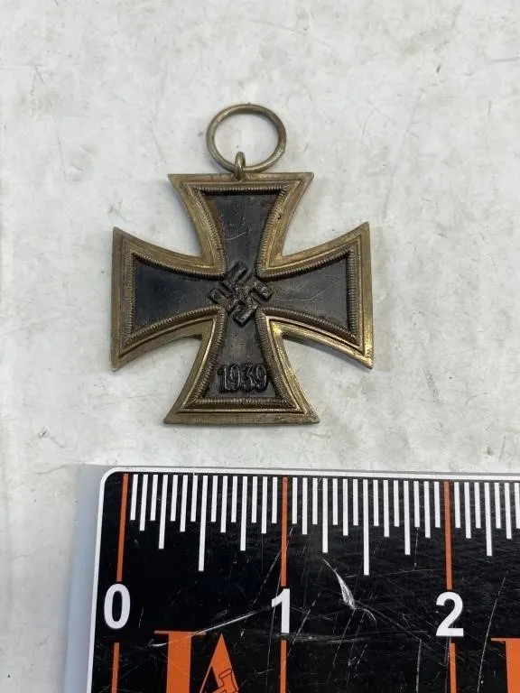 German WWII Iron Cross 2nd Class Medal (2 pieces)