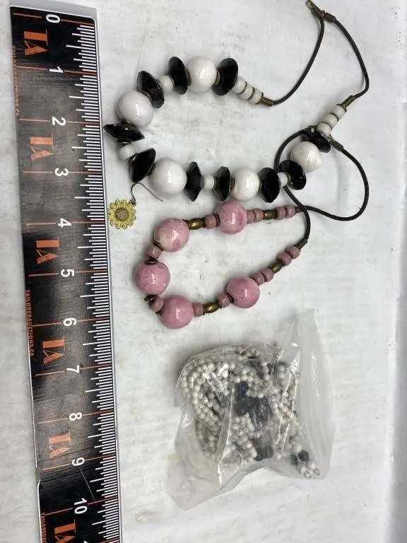Beaded necklaces & bracelet lot, mixed styles