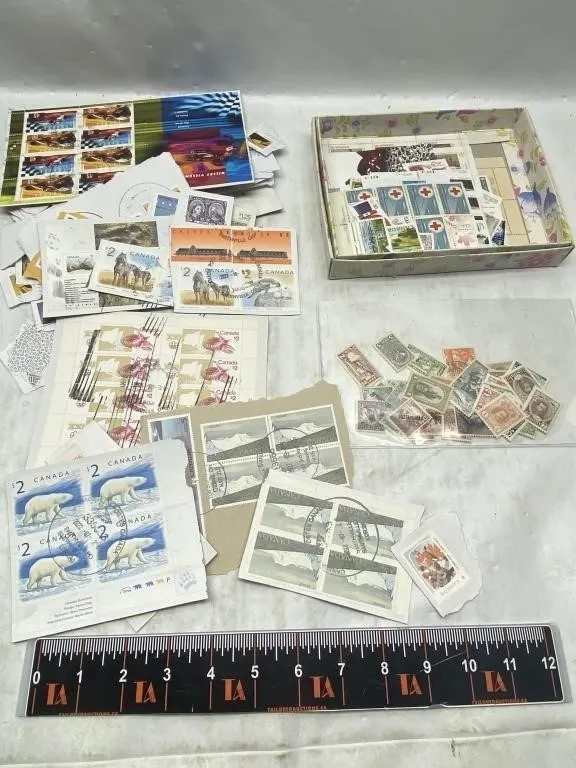 Canada Postage Stamp Collection Lot