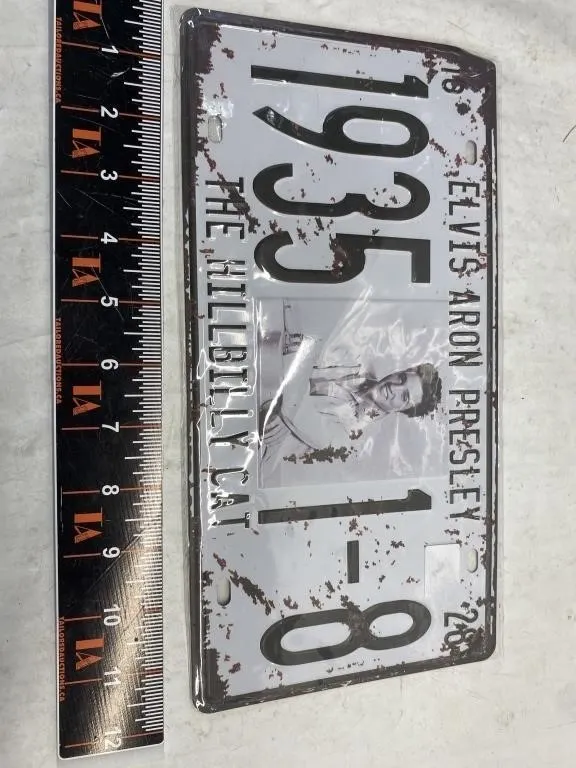 Elvis Presley 'Hillbilly Cat' Tin License Plate