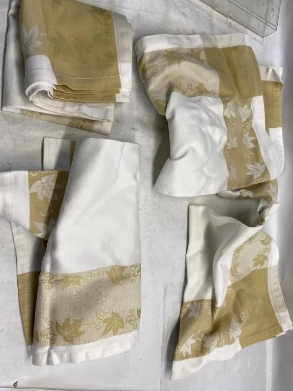 Damask Leaf Pattern Linen Napkins, Lot