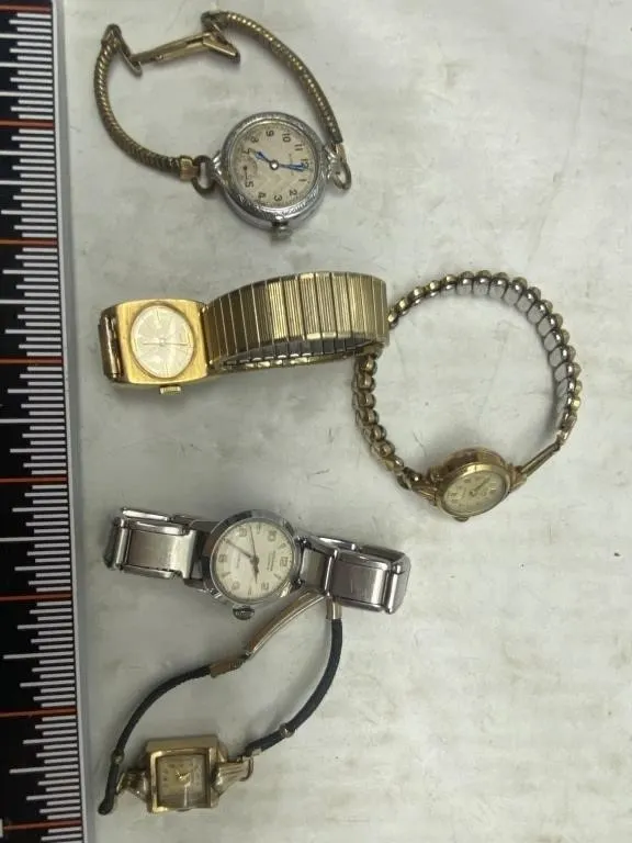 Lot of Vintage Watches - Timex, Bucherer, Le Roy +