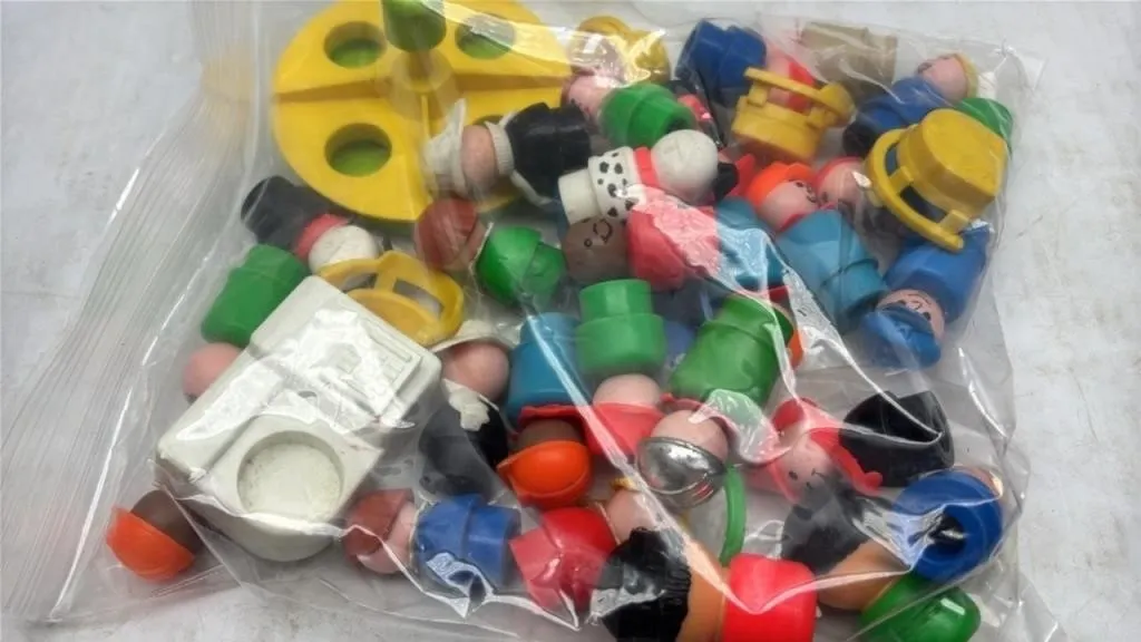 Vintage Fisher Price Little People lot various