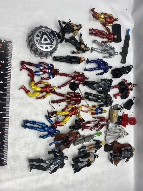 Marvel Action Figures & Accessories Lot