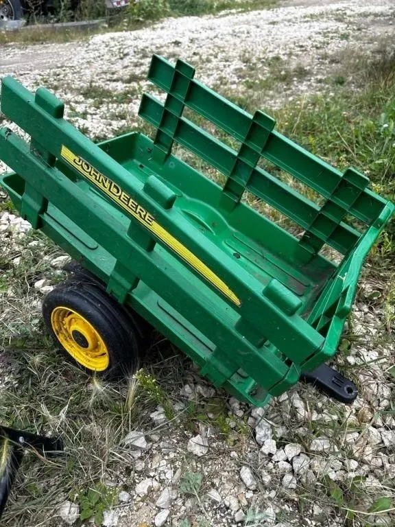 John Deere Tow Behind trailer